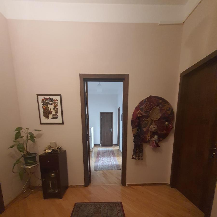 Guesthouse Hillside Тбилиси Экстерьер фото