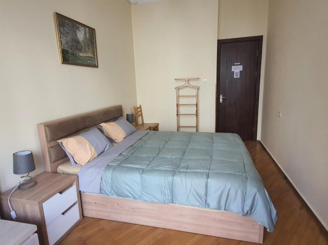 Guesthouse Hillside Тбилиси Экстерьер фото