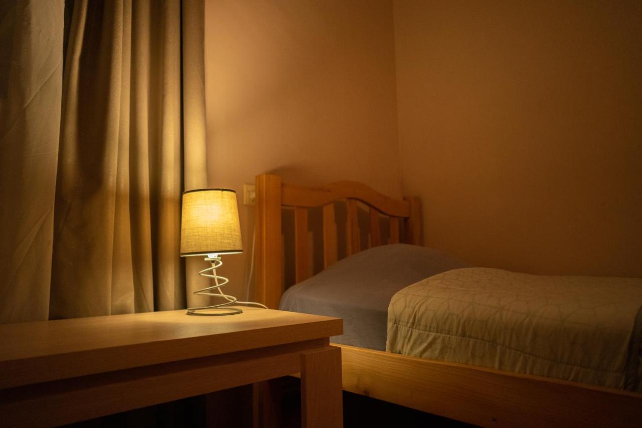 Guesthouse Hillside Тбилиси Экстерьер фото
