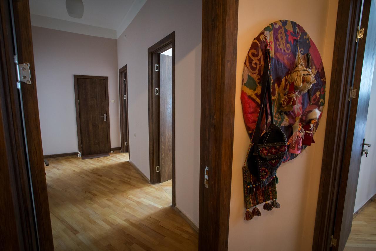 Guesthouse Hillside Тбилиси Экстерьер фото